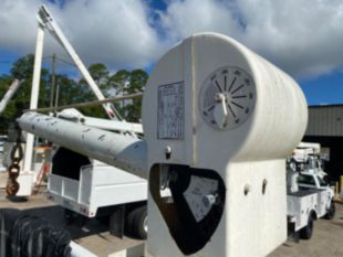 2004 Single Terex TL50 Bucket Truck