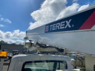 2004 Single Terex TL50 Bucket Truck