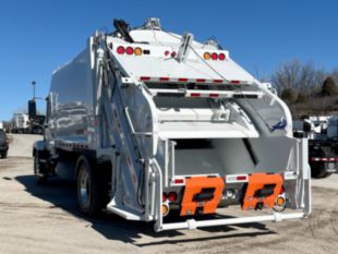 2025 Mack MD7 42R 4x2 Loadmaster LEGCY3 20 Yard Rear Loader Truck