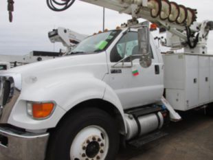 2015 Ford F-750 Diesel 4x2 Versalift TMD-2050T Digger Derrick Truck