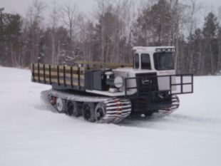 Enclosed Cab 27'6" Track Carrier
