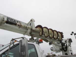 2015 Ford F-750 Diesel 4x2 Versalift TMD-2050T Digger Derrick Truck