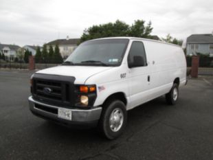 2009 Ford E-350 Gas Powered Cargo Van