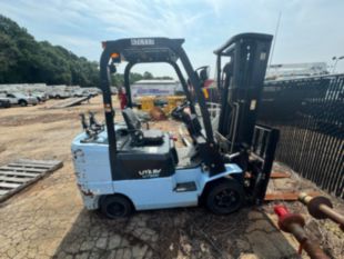 UTILEV UT30C Forklift