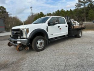 2018 Ford Crew Cab F-550 Diesel 4x4 "Rail Gear Equipped" Flatbed Truck