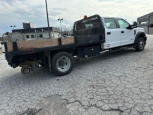 2018 Ford Crew Cab F-550 Diesel 4x4 "Rail Gear Equipped" Flatbed Truck