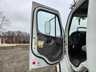 2015 Freightliner M-2 Diesel 4x4 Terex Commander 4047 Digger Derrick Truck