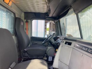 2014 WESTERN STAR 4700SB 6x4 Flatbed Truck