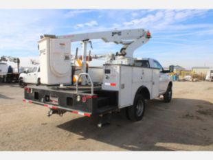 2018 Dodge 3500 Hemi Powered 4x2 Duralift DTS-29 Bucket Truck