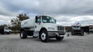 2015 Freightliner M2106 4x2 Load King 2500 Gallon Water Truck