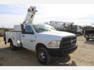 2018 Dodge 3500 Hemi Powered 4x2 Duralift DTS-29 Bucket Truck