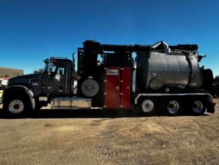 2021 Mack Granite Vermeer VXT600-11 Tri-Axle Vacuum Excavator Truck