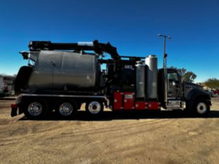 2021 Mack Granite Vermeer VXT600-11 Tri-Axle Vacuum Excavator Truck
