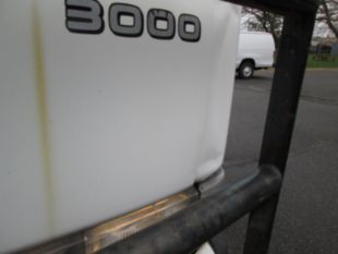 1998 UD 3000 Diesel 4x2 Box Truck