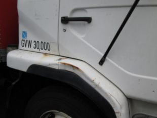 1998 UD 3000 Diesel 4x2 Box Truck
