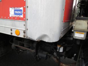 1998 UD 3000 Diesel 4x2 Box Truck