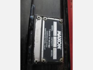 1998 UD 3000 Diesel 4x2 Box Truck