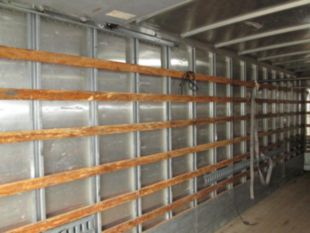 1998 UD 3000 Diesel 4x2 Box Truck