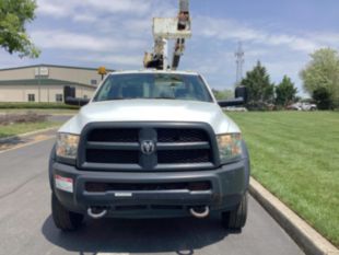 2017 Dodge Ram 5500 4x4 Versalift SST-40-EIH Bucket Truck