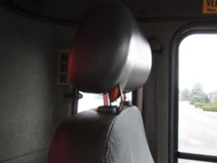 1998 UD 3000 Diesel 4x2 Box Truck