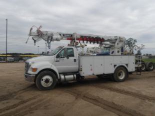 2016 Ford F-750 Diesel 4x2 Terex Commander 4047 Digger Derrick Truck