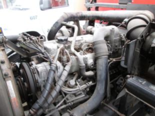 1998 UD 3000 Diesel 4x2 Box Truck