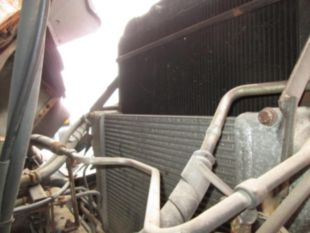 1998 UD 3000 Diesel 4x2 Box Truck