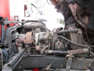 1998 UD 3000 Diesel 4x2 Box Truck