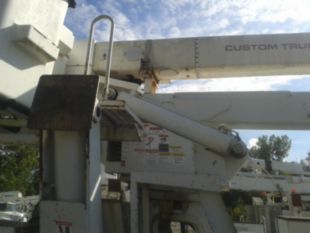 2010 Terex RM75 Bucket / 2010Prinoth GT2000