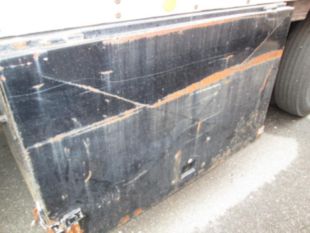 1998 UD 3000 Diesel 4x2 Box Truck