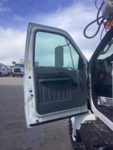 2011 Ford F-750 4x4 Terex C4047 Digger Derrick