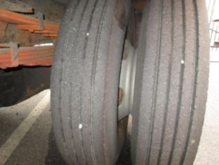 1998 UD 3000 Diesel 4x2 Box Truck