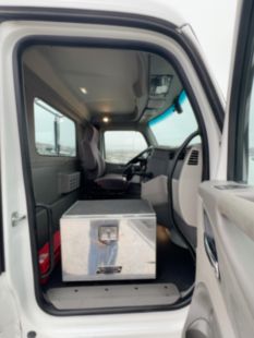 2022 Peterbilt 579 4x2 Daycab Tractor