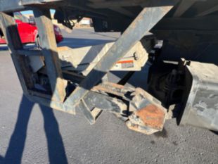 2013 Int'l DuraStar 4300 26' Box Truck