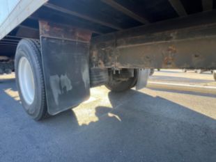 2013 Int'l DuraStar 4300 26' Box Truck