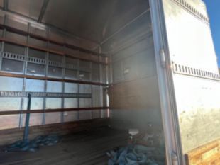 2013 Int'l DuraStar 4300 26' Box Truck