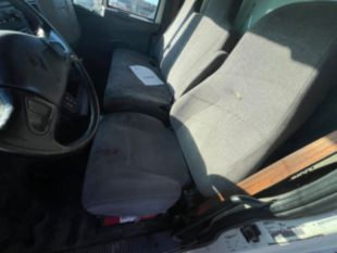 2013 Int'l DuraStar 4300 26' Box Truck