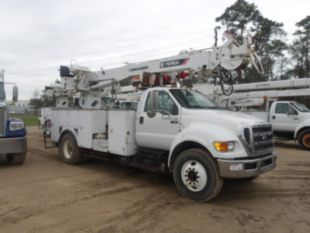 2016 Ford F-750 Diesel 4x2 Terex Commander 4047 Digger Derrick Truck