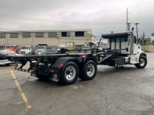 2025 Peterbilt 567 6x4 Galbreath U5-OR-194 Roll-Off Truck