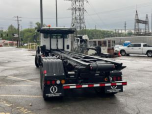 2025 Peterbilt 567 6x4 Galbreath U5-OR-194 Roll-Off Truck