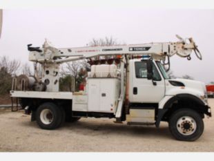2016 Int'l 7300 4x4 Terex Commander 4047 Digger Derrick Truck