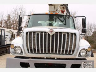 2016 Int'l 7300 4x4 Terex Commander 4047 Digger Derrick Truck