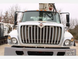 2016 Int'l 7300 4x4 Terex Commander 4047 Digger Derrick Truck
