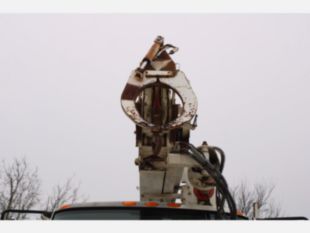 2016 Int'l 7300 4x4 Terex Commander 4047 Digger Derrick Truck