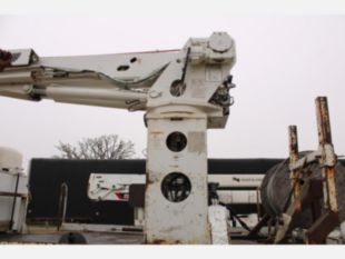 2016 Int'l 7300 4x4 Terex Commander 4047 Digger Derrick Truck