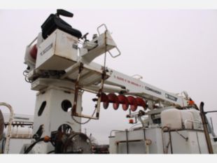 2016 Int'l 7300 4x4 Terex Commander 4047 Digger Derrick Truck