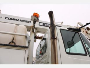 2016 Int'l 7300 4x4 Terex Commander 4047 Digger Derrick Truck