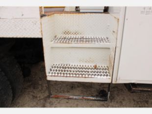 2016 Int'l 7300 4x4 Terex Commander 4047 Digger Derrick Truck