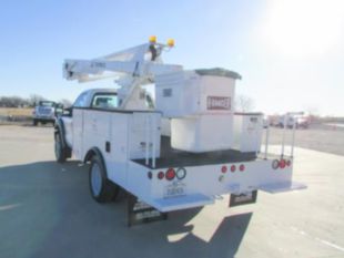 40 ft Insulated Material Handling Hi-Rail Bucket Truck
