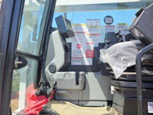 2023 Morooka MST2500VDL Versalift 2015 VST-9500-I Track Aerial Device